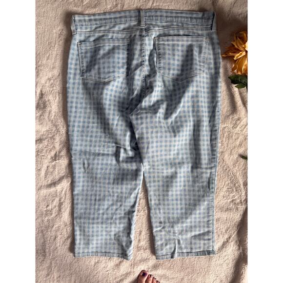 NYDJ Ariel Crop Gingham Jean Capri Size 12 - Picture 6 of 7